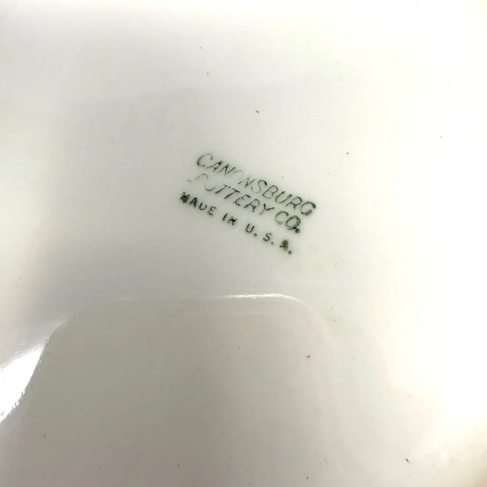 Canonsburg Pottery Bonnie Blue Covered‎ Vegetable Casserole Dish Floral Blue Rim